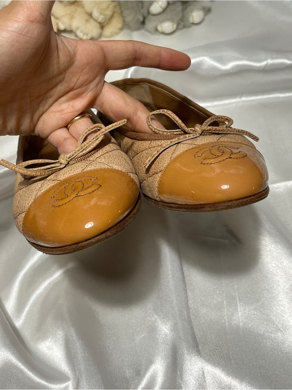 CHANEL Quilted Ballet Flats with Patent Camel Toe Cap - Picture 2 of 16